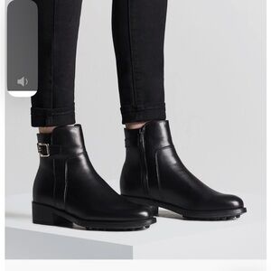 La Canadienne Waterproof Shelby Bootie, black leather, sz 7.5 (GUC)